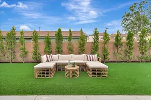 19513 Cantara St, Reseda, CA 91335 - Photo 32