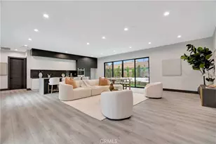 19513 Cantara St, Reseda, CA 91335 - Photo 8