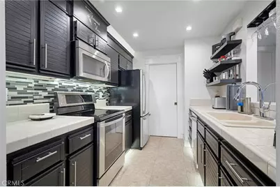 2491 Chandler Avenue #240, Simi Valley, CA 93065 - Photo 10