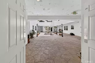 12407 Moorpark St, Studio City, CA 91604 - Photo 36