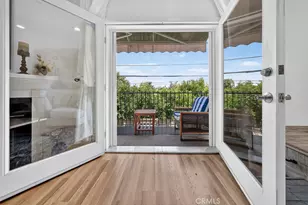 12407 Moorpark St, Studio City, CA 91604 - Photo 18