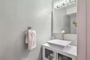 9759 Via Roma, Burbank, CA 91504 - Photo 20