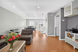 9759 Via Roma, Burbank, CA 91504 - Photo 4