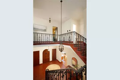 1543 Hillcrest Avenue, Glendale, CA 91202 - Photo 24