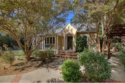 13721 Chandler Boulevard, Sherman Oaks, CA 91401 - Photo 2