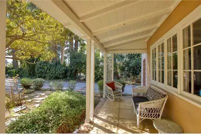 13721 Chandler Boulevard, Sherman Oaks, CA 91401 - Photo 4
