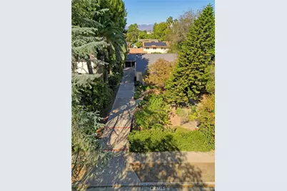 13721 Chandler Boulevard, Sherman Oaks, CA 91401 - Photo 22