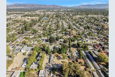 18218 Strathern, Reseda, CA 91335 - Photo 20
