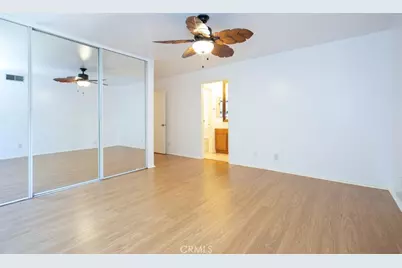 18119 Calvert Street, Tarzana, CA 91335 - Photo 24