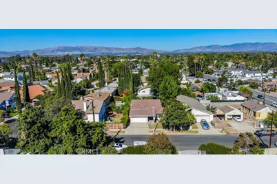 18119 Calvert Street, Tarzana, CA 91335 - Photo 32