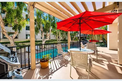 5325 Newcastle Avenue #101, Encino, CA 91316 - Photo 10