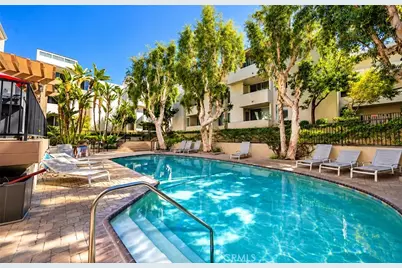 5325 Newcastle Avenue #101, Encino, CA 91316 - Photo 12