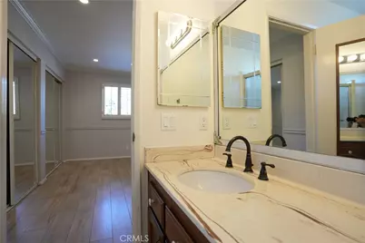 635 E Elmwood Avenue #204, Burbank, CA 91501 - Photo 14