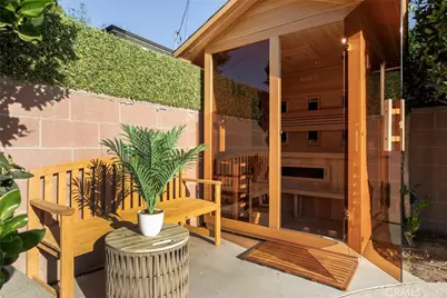 7714 Lasaine Avenue, Northridge, CA 91325 - Photo 22