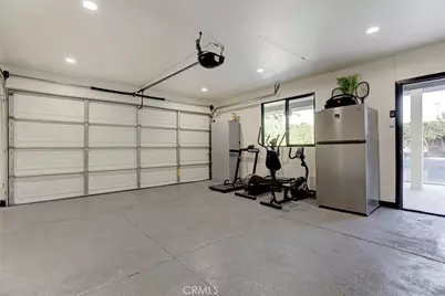 7714 Lasaine Avenue, Northridge, CA 91325 - Photo 24