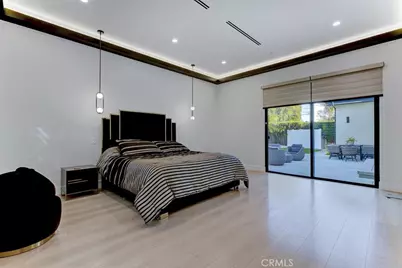 7714 Lasaine Avenue, Northridge, CA 91325 - Photo 14
