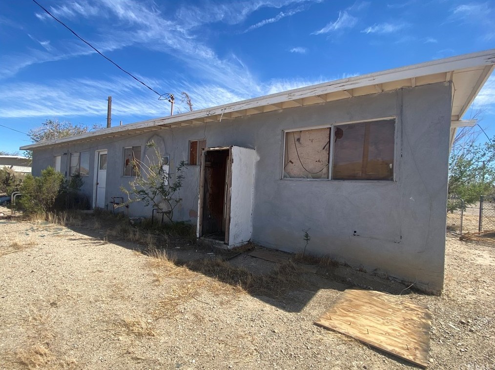 36415 Soapmine Rd, Barstow, CA 92311-2051