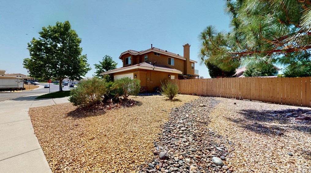 12946 High Vista St, Victorville, CA 92395