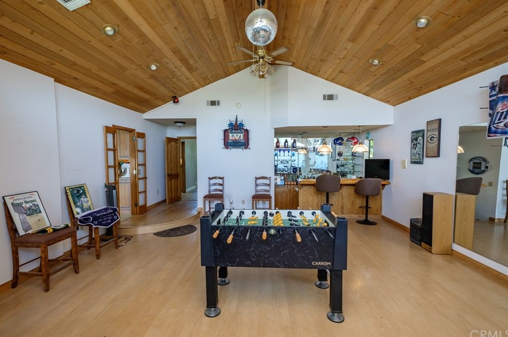 12958 Valley View Ct, Apple Valley CA  92308-6184 exterior