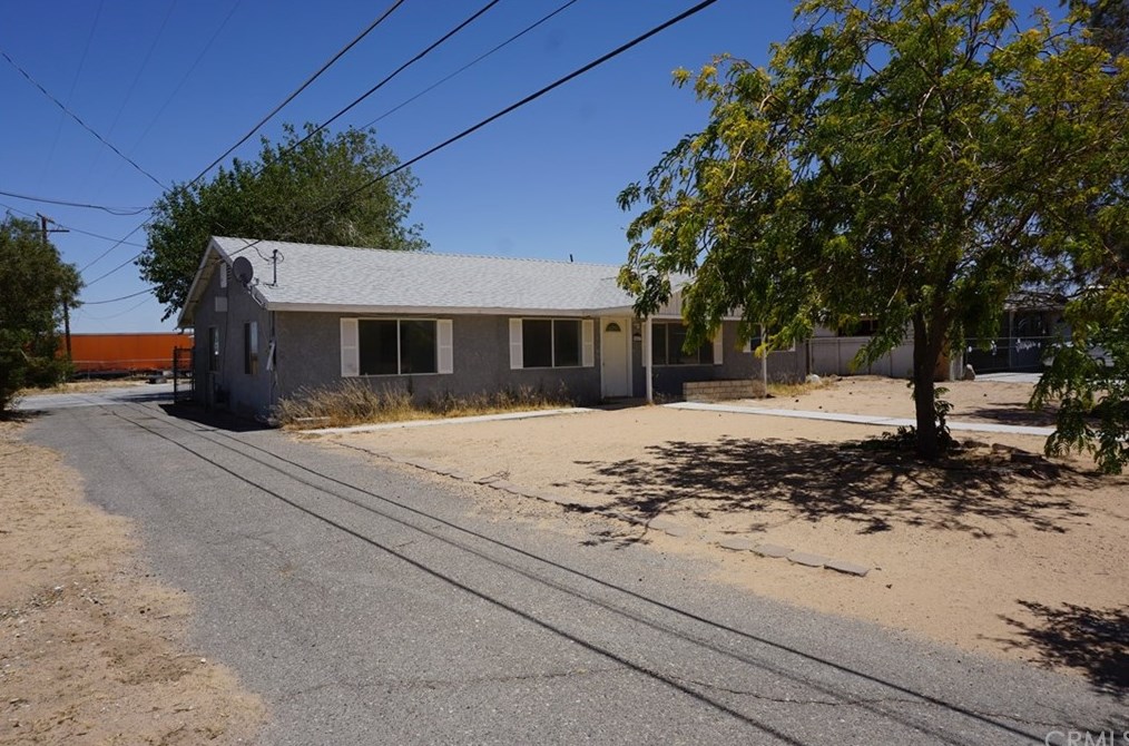 36837 Hillview Rd, Hinkley, CA 92347-9762
