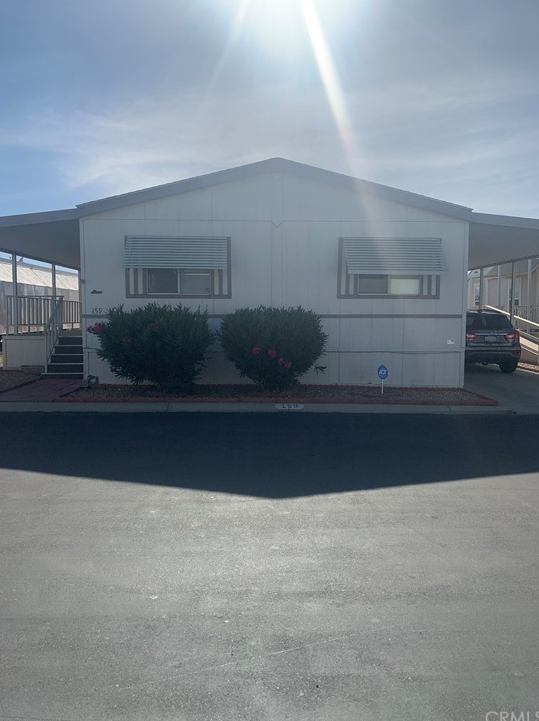 13393 Mariposa Rd #159, Victorville, CA 92395