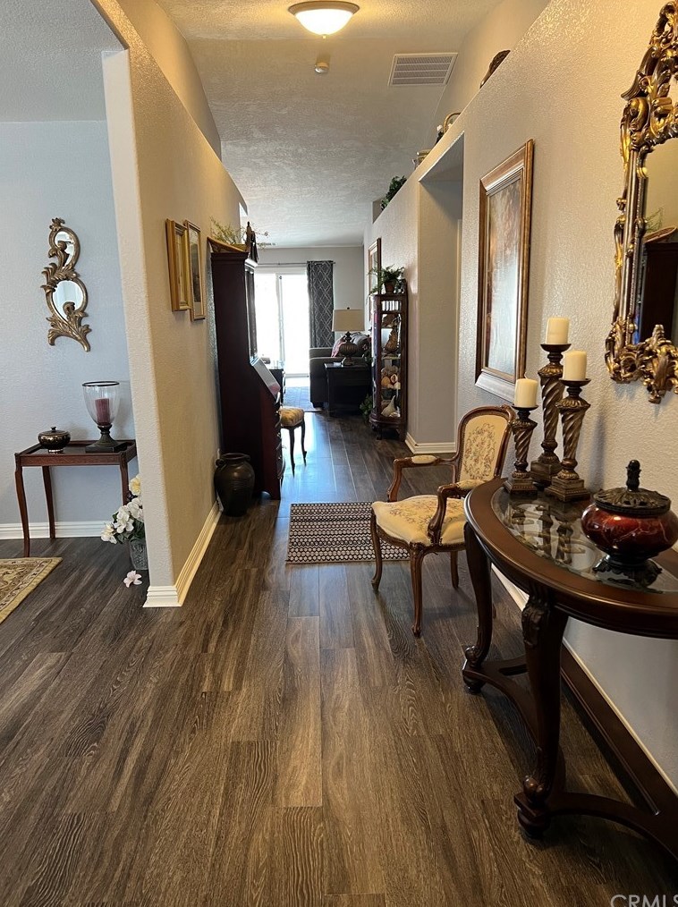 27438 Cloverleaf Dr, Helendale, CA 92342