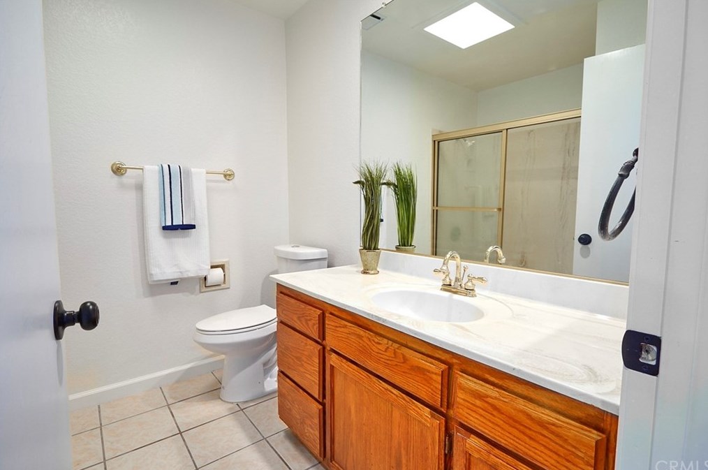 8356 Hickory Ave, Hesperia CA  92345-3818 exterior
