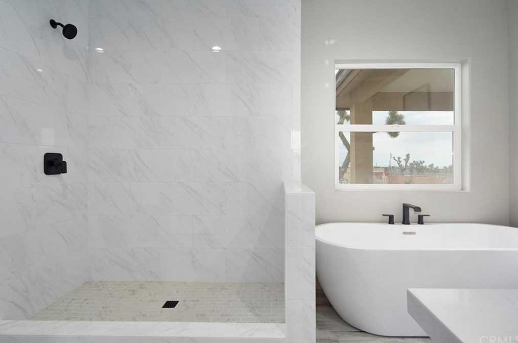 3790 Aragon Rd, Phelan CA  92371 exterior