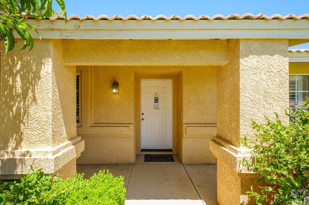 7541 Pismo Ave, Hesperia, CA 92345-7426