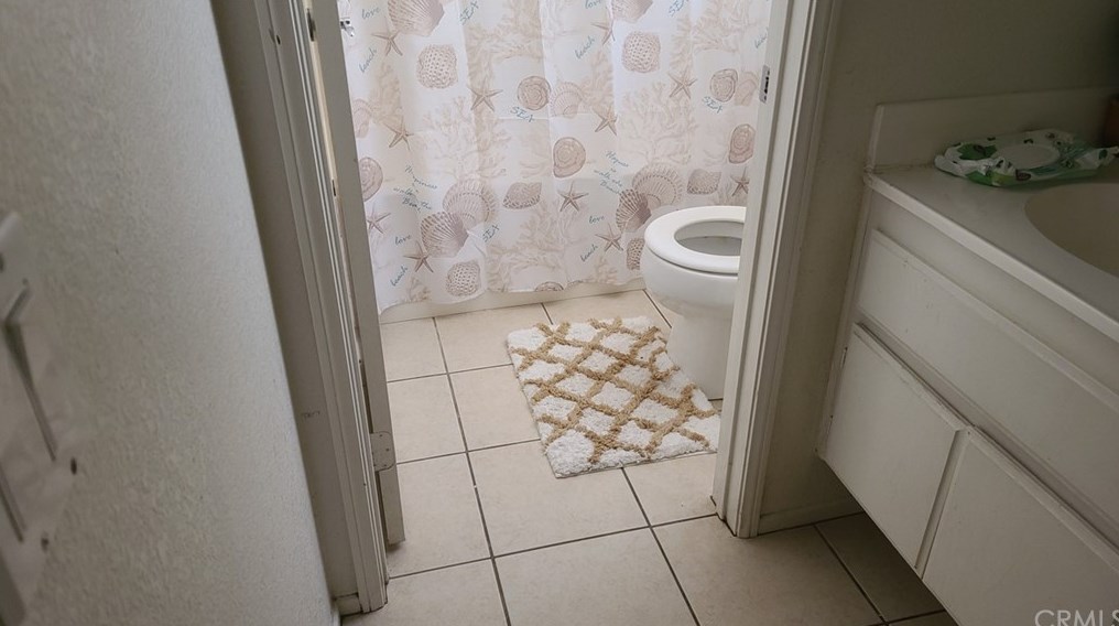 8525 Wagon Wheel Ct, Hesperia, CA 92344-0192