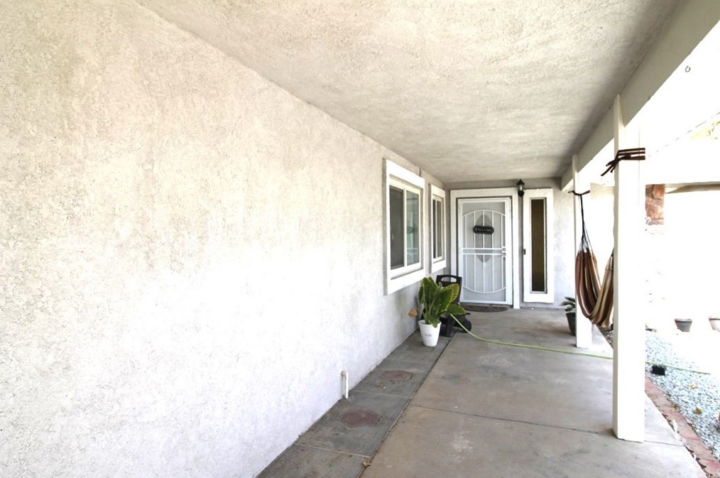 928 Creosote Ct, Barstow, CA 92311-5503