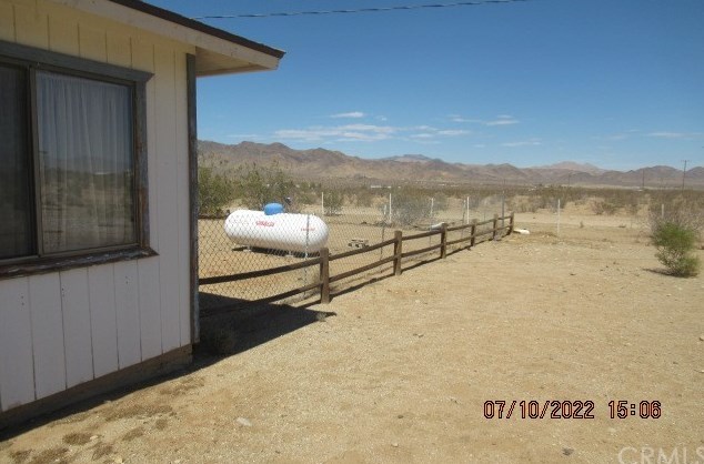 31675 Chrysolite Ave, Lucerne Valley, CA 92356-9105