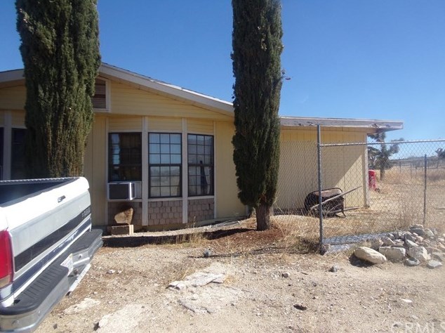 971 Goss Rd, Pinon Hills, CA