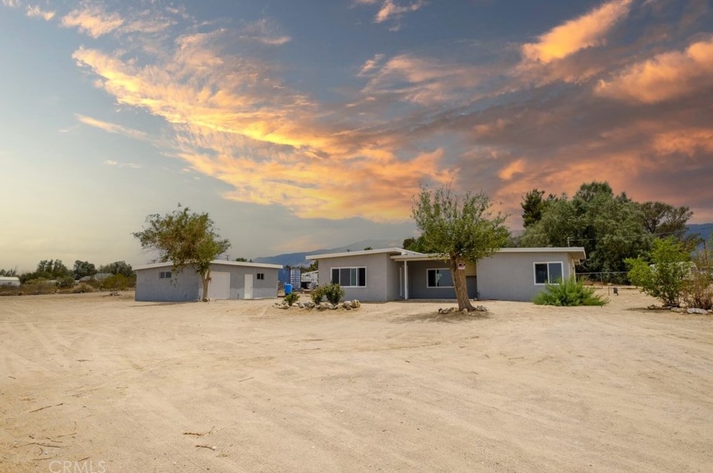 9537 Mesa Rd, Lucerne Valley, CA 92356-8710