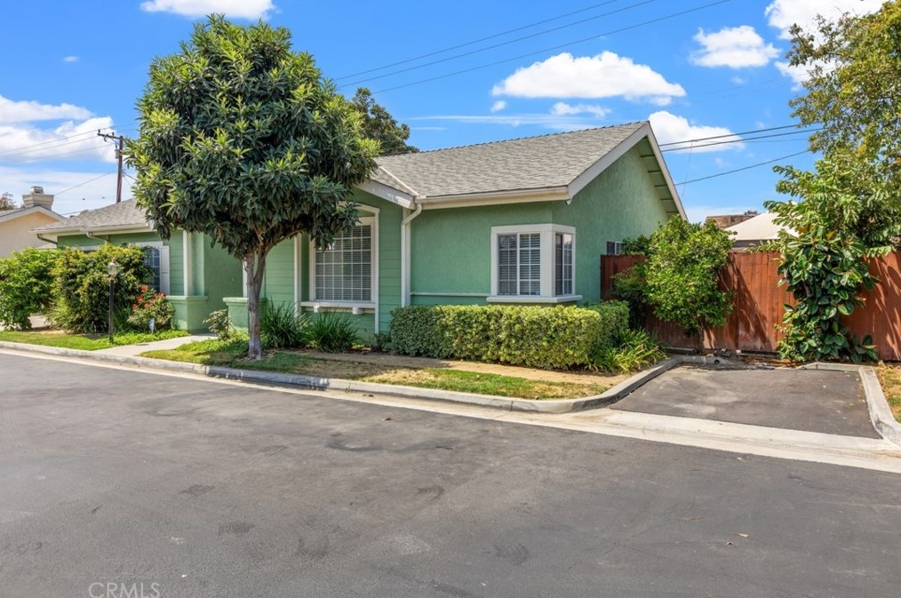 7727 Ridgeview Ln, Whittier, CA 90606