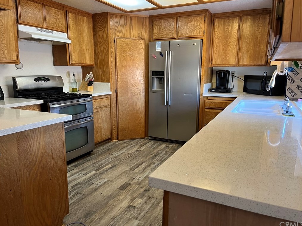 3675 Sunnyslope Rd, Pinon Hills, CA 92372-8671