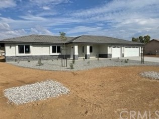 12583 Morning Star Rd, Apple Valley, CA 92308-4716