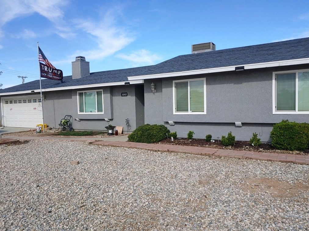 10843 Cochiti Rd, Apple Valley, CA 92308-8001