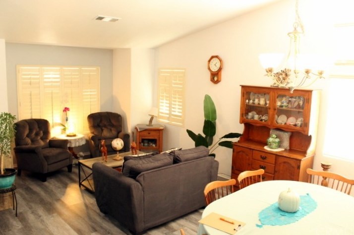 13206 Perignon Pl, Apple Valley CA  92308-5874 exterior