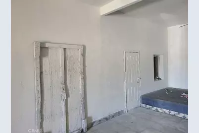 113 S 6th Avenue, Barstow, CA 92311 - Photo 6