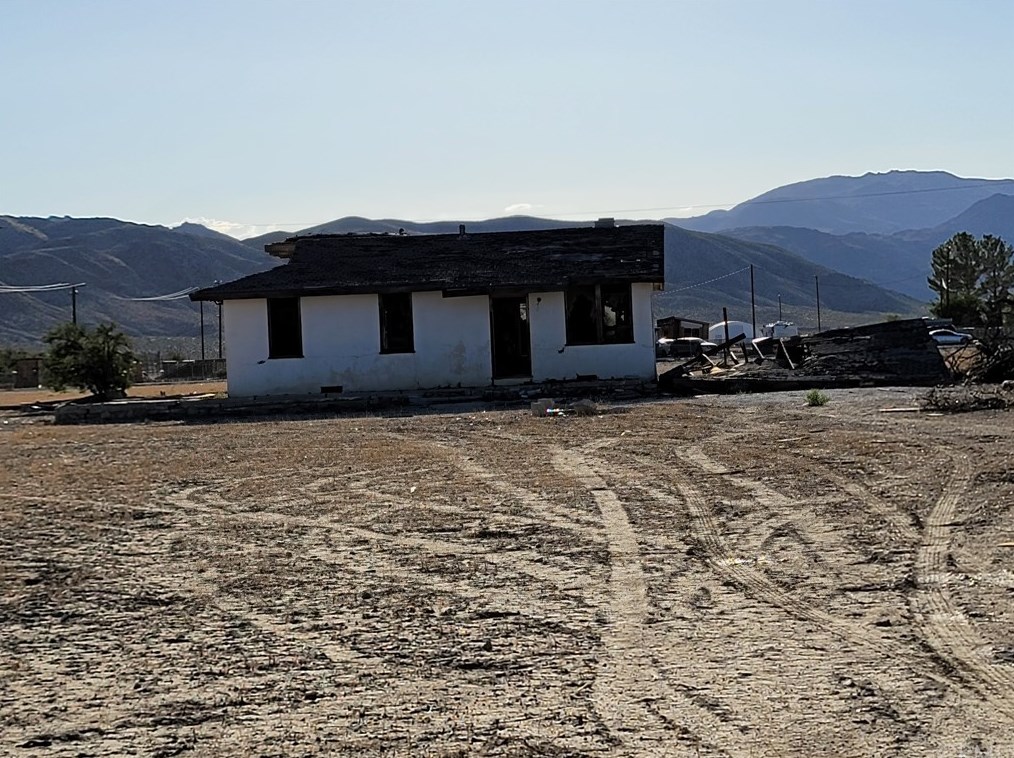 12134 Mesa Rd, Lucerne Valley, CA