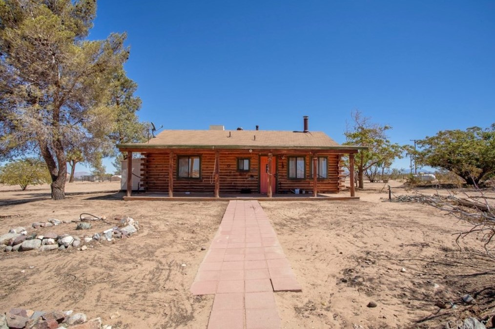 13330 Buttemere Rd, Phelan, CA 92371-9323