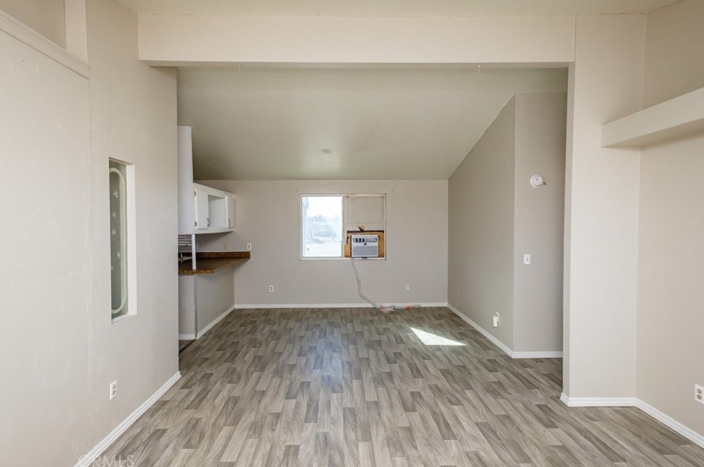 4054 Duncan Rd, Phelan, CA 92371-7933