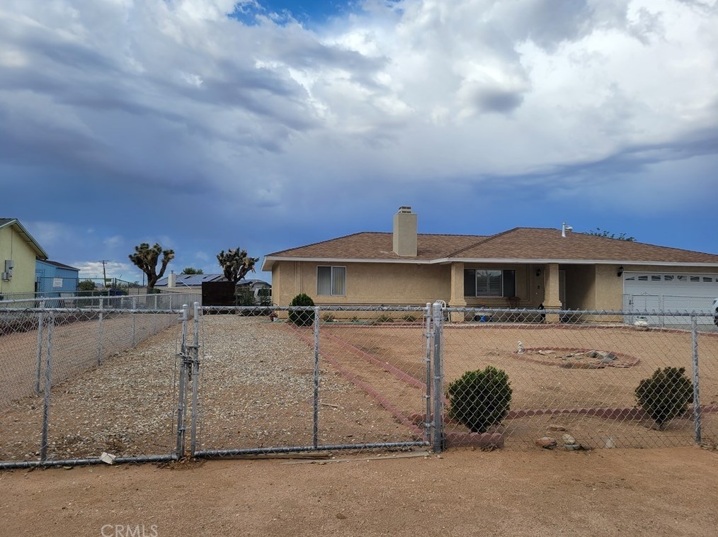 21324 Lone Eagle Rd, Apple Valley, CA 92308-7102