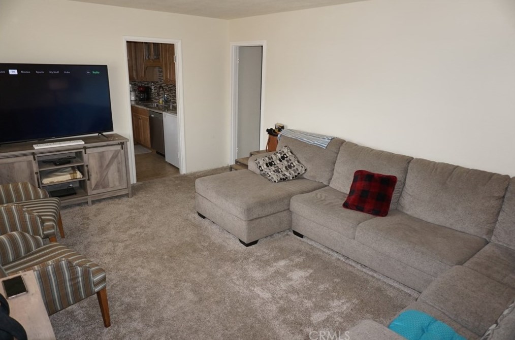 1331 Flora St, Barstow, CA 92311-2533