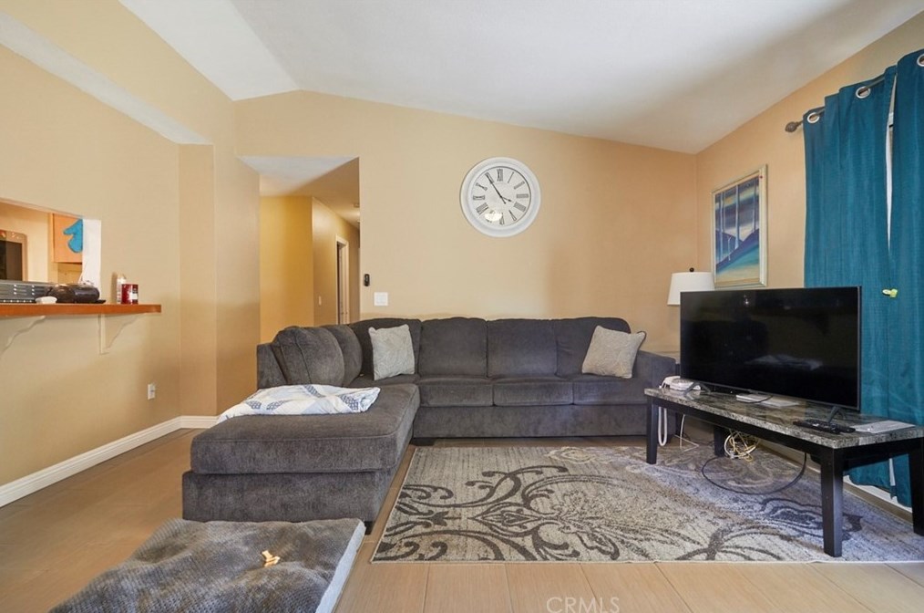 16535 Cactus St, Hesperia, CA 92345