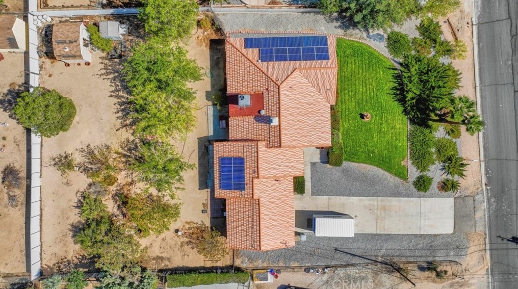 18564 Orange St, Hesperia, CA 92345-6634