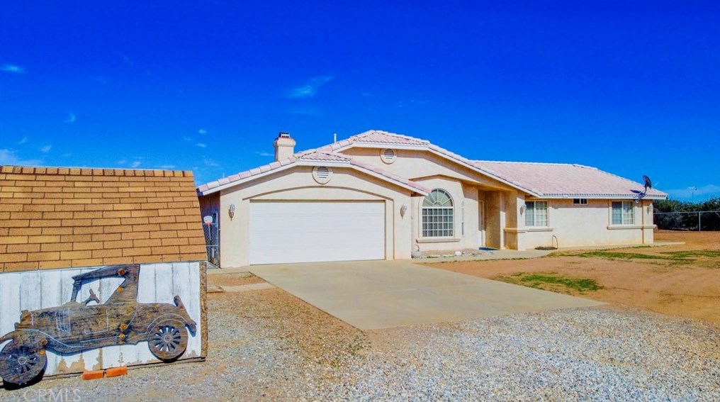 9750 Rattlesnake Rd, Hesperia, CA 92344-0846