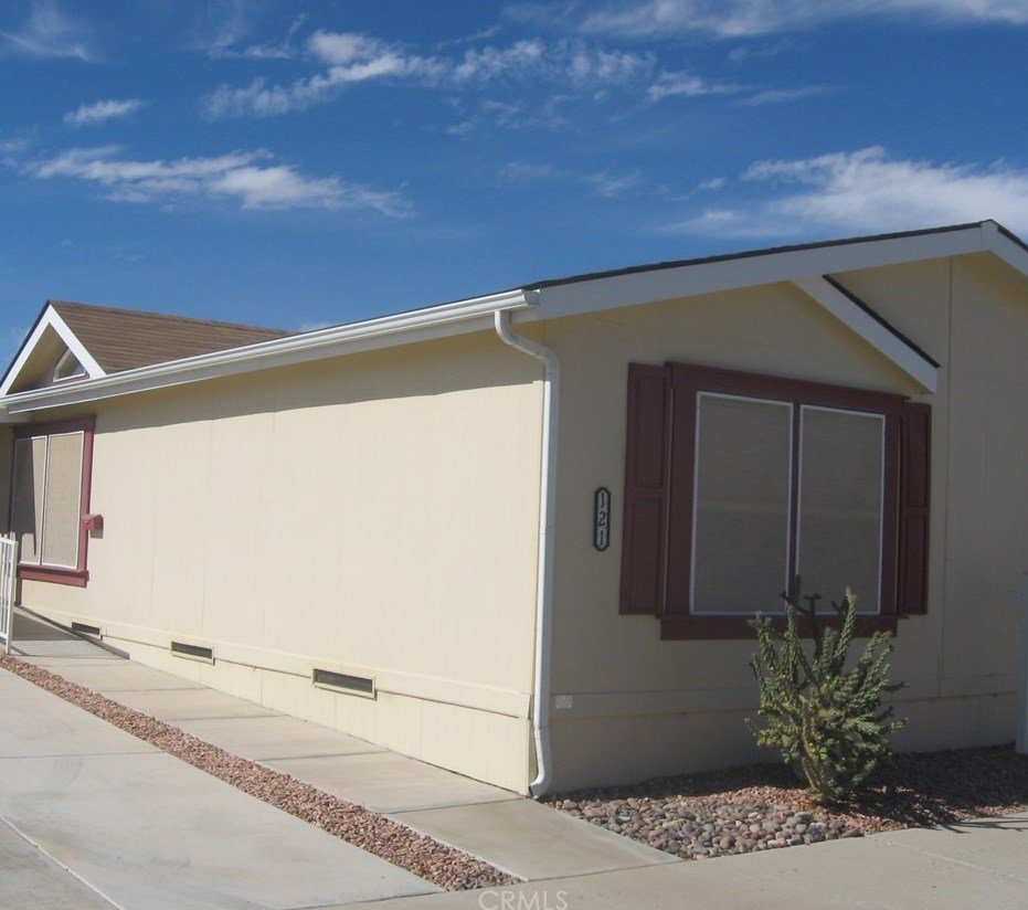 22241 Nisqually Rd #121, Apple Valley, CA 92308