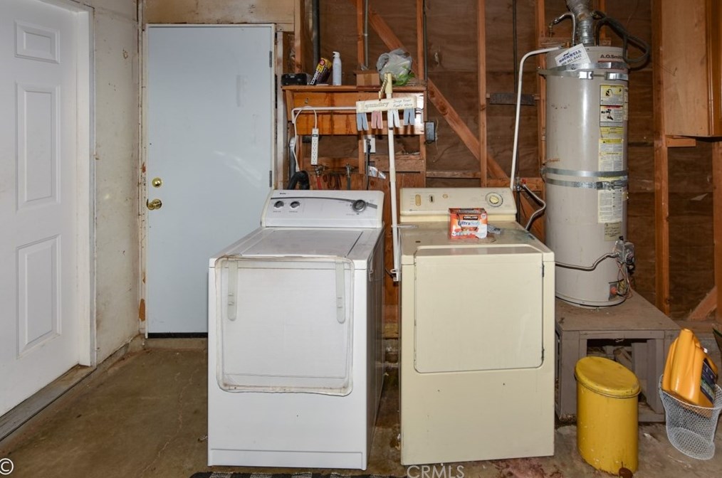 14731 Pawnee Rd, Apple Valley CA  92307-4028 exterior